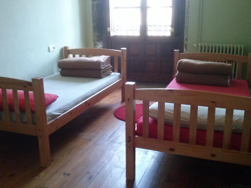 סנטיאגו דה קומפוסטלה Albergue Roots & Boots חדר תמונה